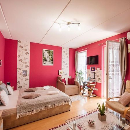 Inci Apartman Pécs Exterior foto