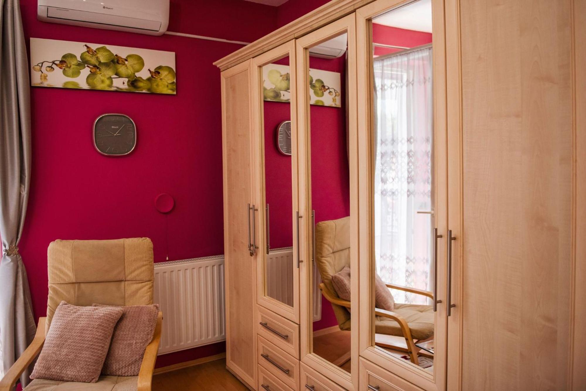 Inci Apartman Pécs Exterior foto